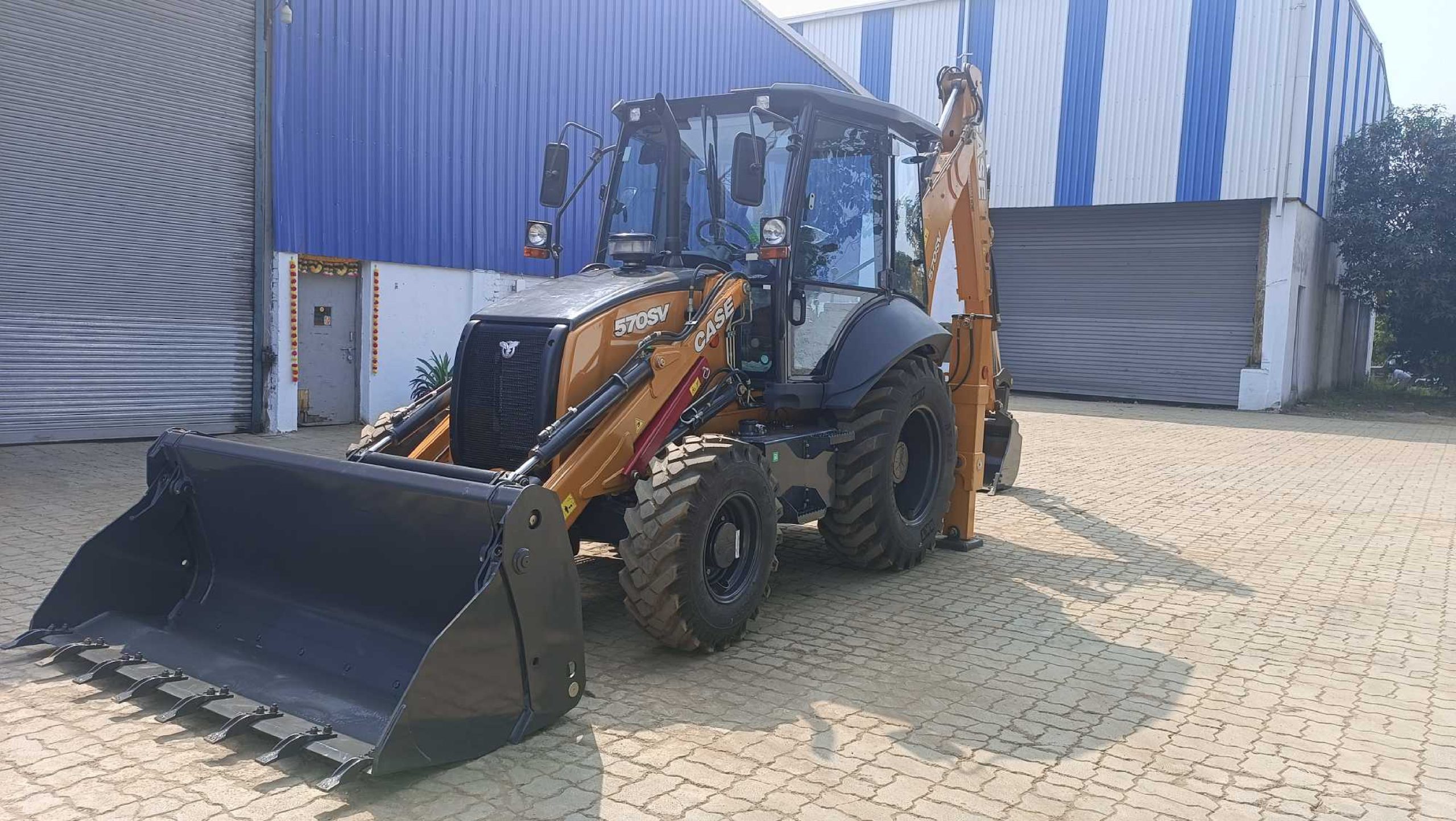 Case 570 SV