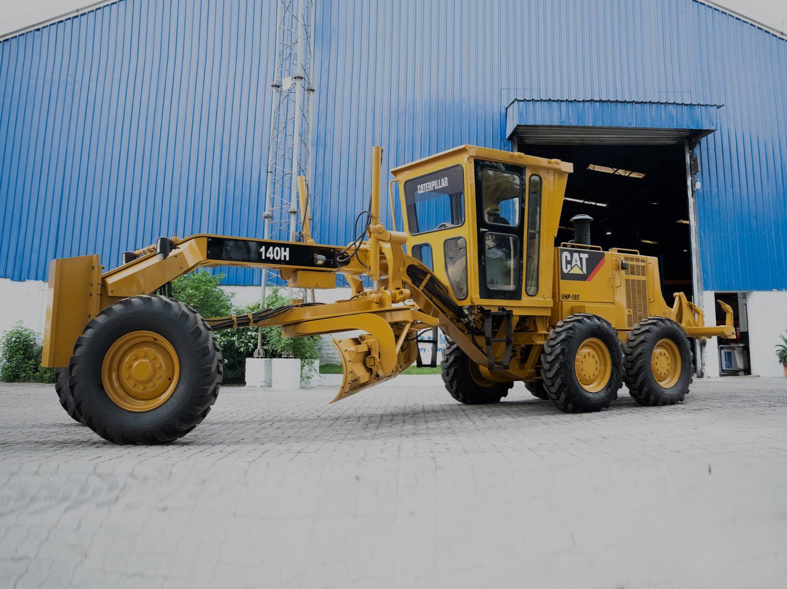 10 Types of Used Heavy Construction Equipment and Their Uses